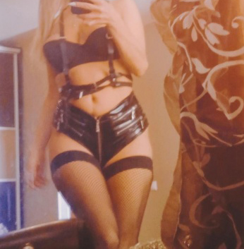 Анкета проститутки Юлия - город Параньга, 42 года, №13298